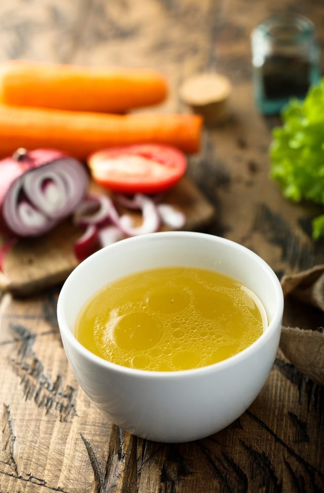 Chicken Bone Broth - 32oz (Frozen).